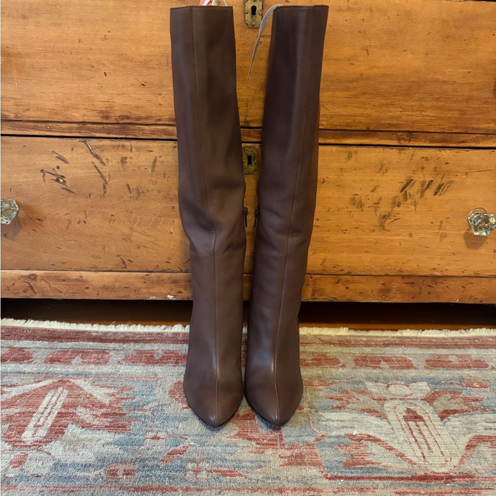 Villa Rouge Klark Elegant Brown Knee-High Women's Boots
